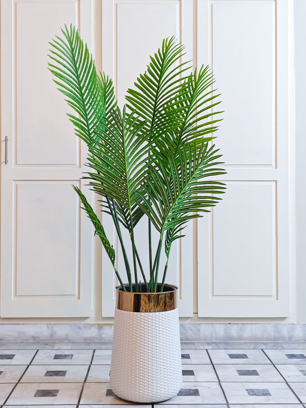 Faux Areca Palm Plant – Elegant Indoor Greenery by Home Cuddles